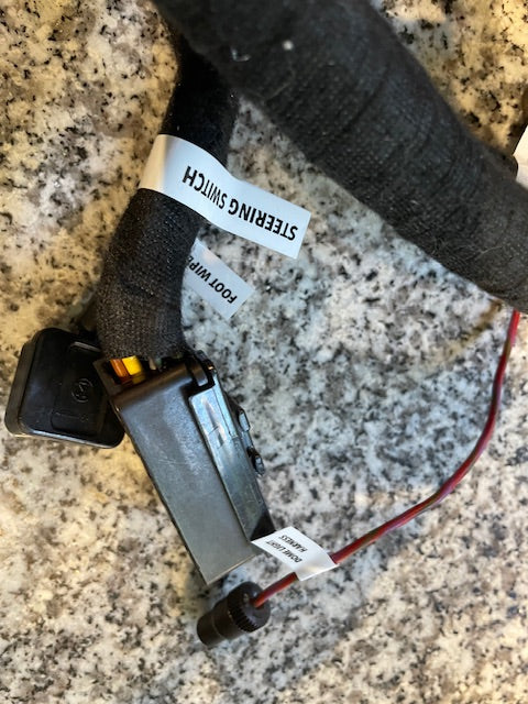MB w111-280se late 14 pin steering switch connector