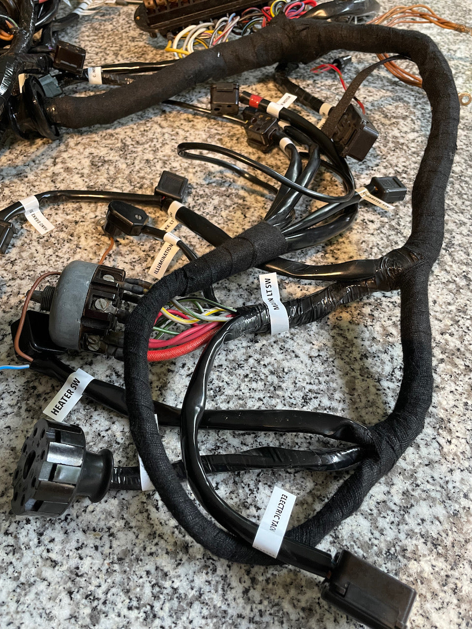 MB W111-280SE - 3.5 LOW GRILL  NOS Wiring harness LHD / AUTO