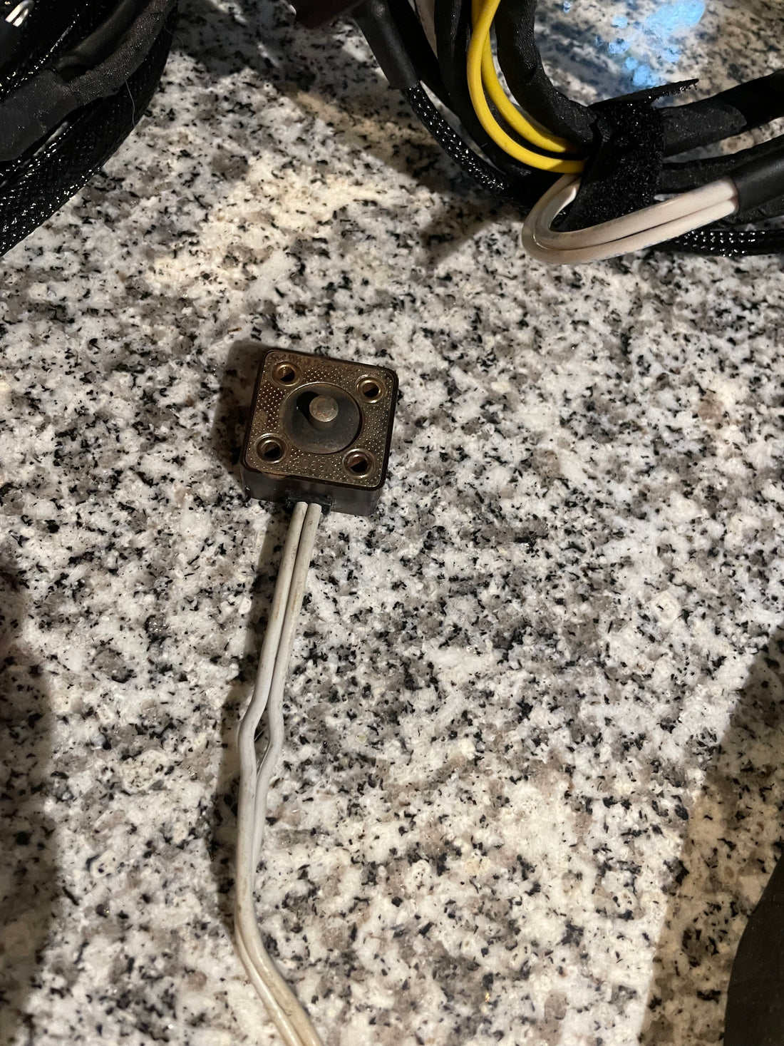 Iddle switch early style w111